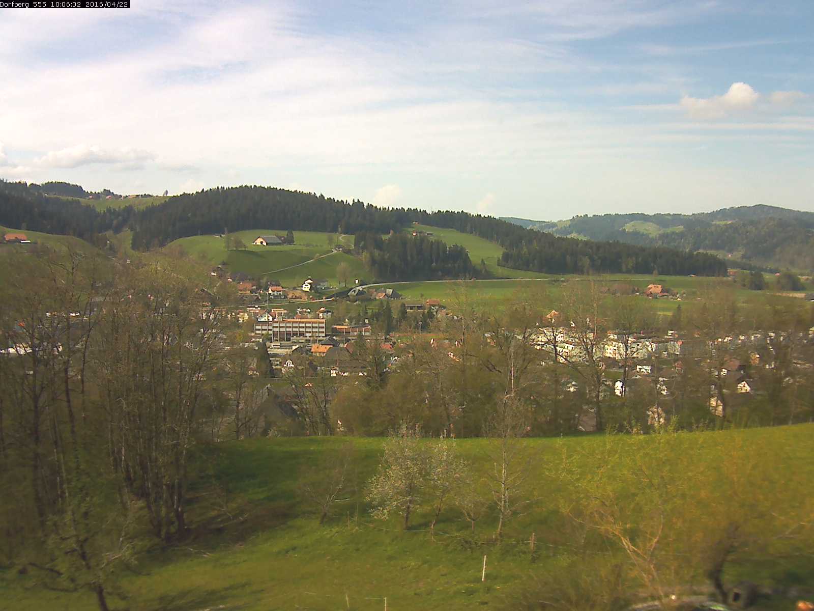 Webcam-Bild: Aussicht vom Dorfberg in Langnau 20160422-100601