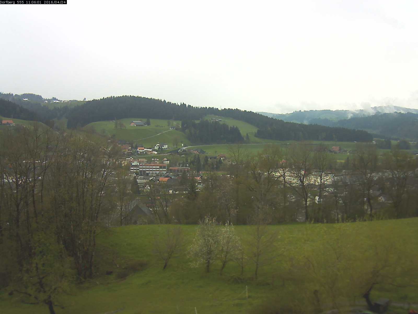 Webcam-Bild: Aussicht vom Dorfberg in Langnau 20160424-110601