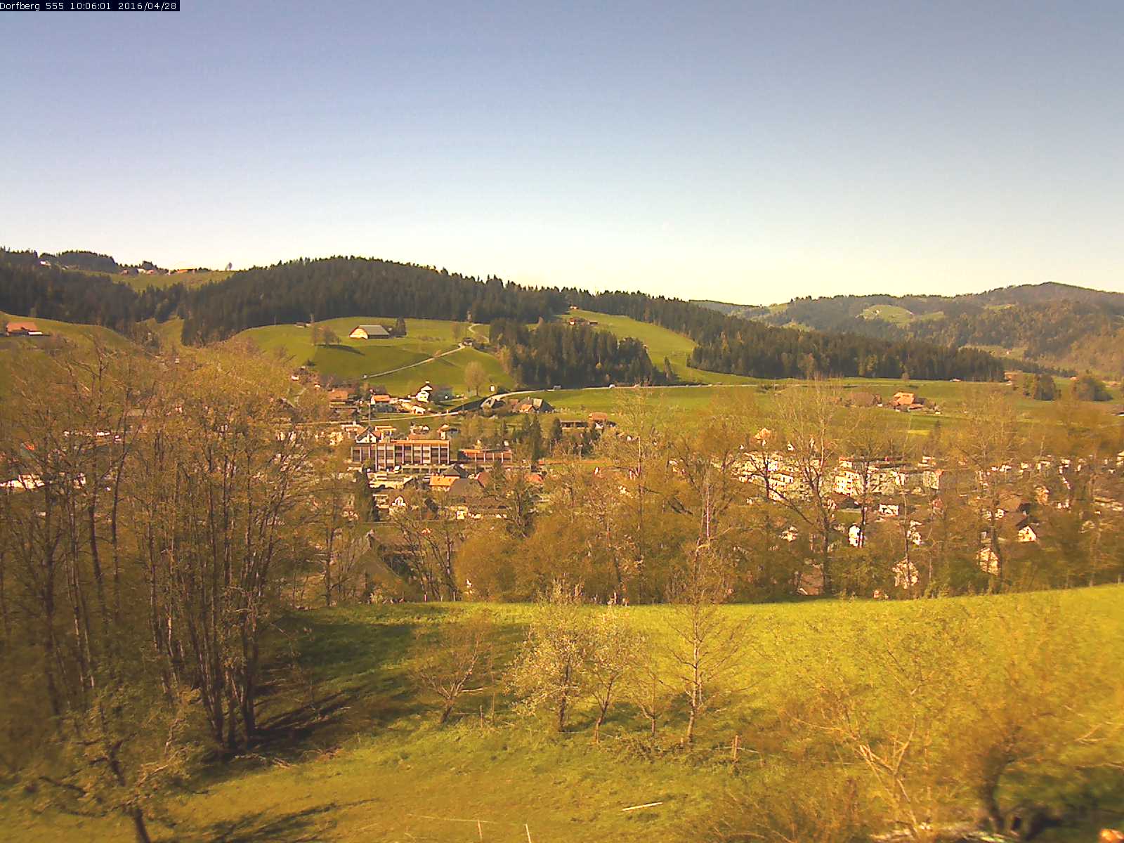 Webcam-Bild: Aussicht vom Dorfberg in Langnau 20160428-100601
