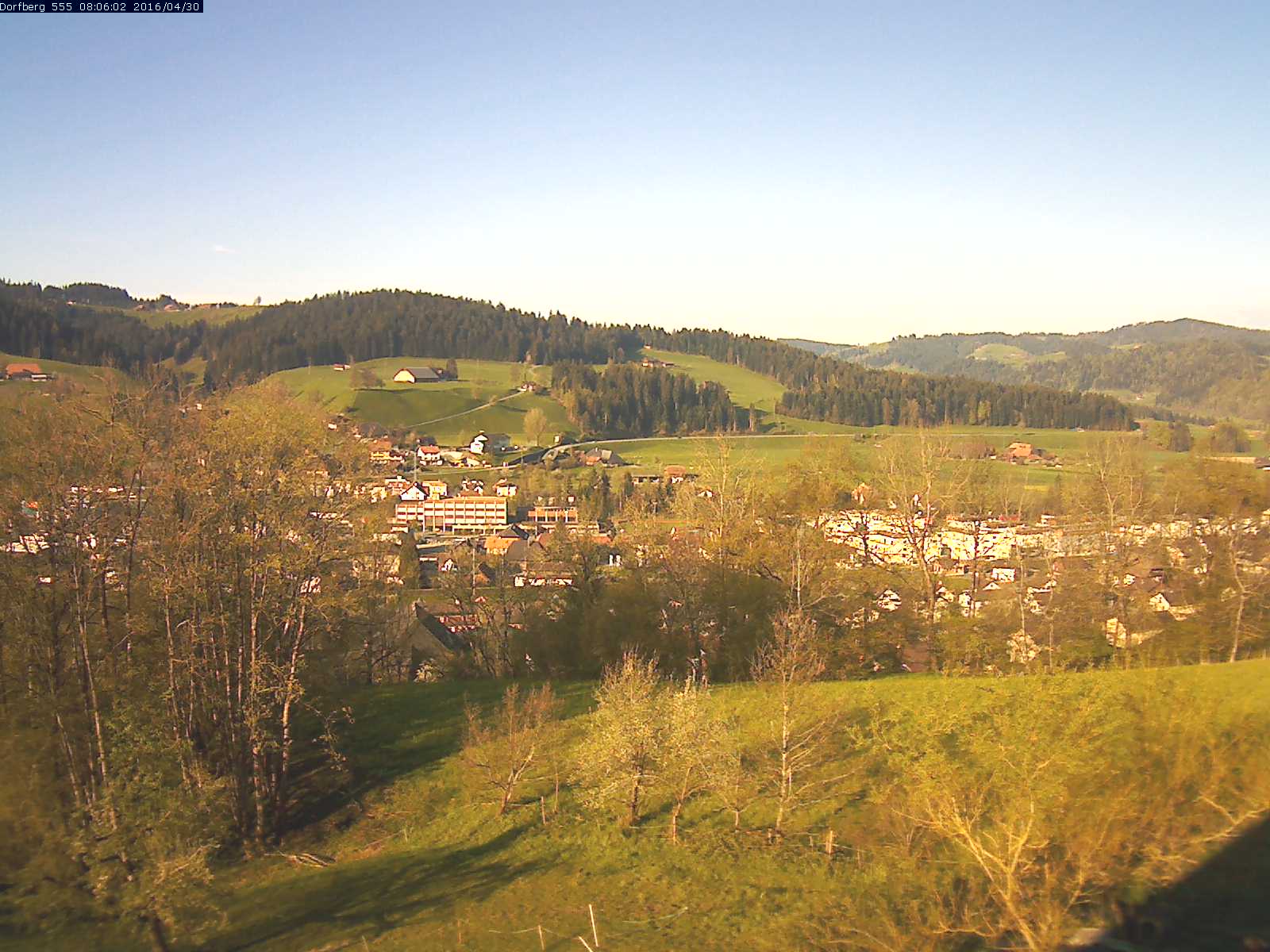 Webcam-Bild: Aussicht vom Dorfberg in Langnau 20160430-080601