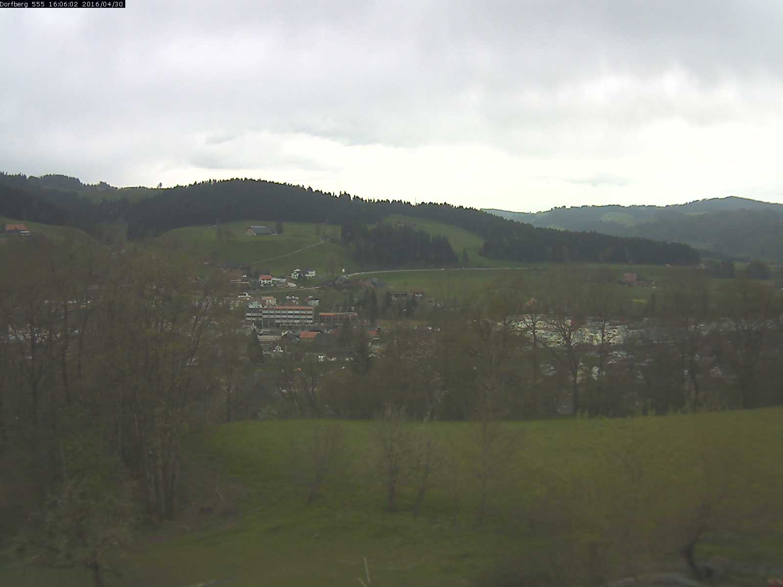 Webcam-Bild: Aussicht vom Dorfberg in Langnau 20160430-160601