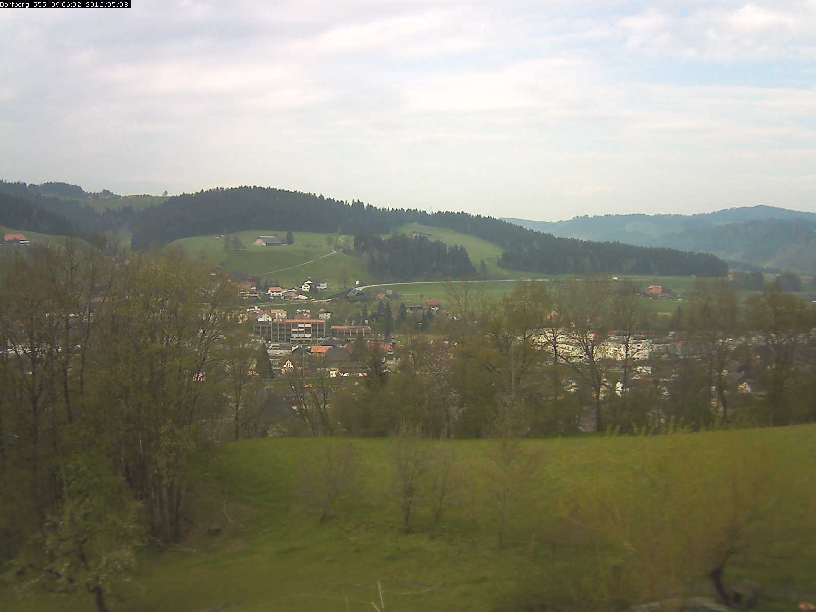 Webcam-Bild: Aussicht vom Dorfberg in Langnau 20160503-090601