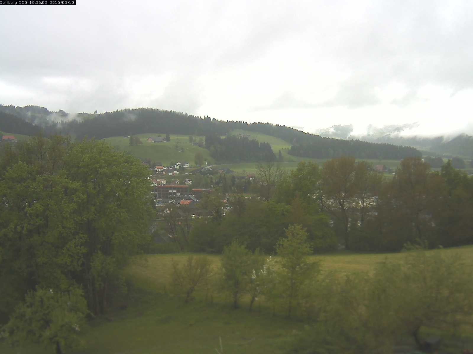 Webcam-Bild: Aussicht vom Dorfberg in Langnau 20160513-100601