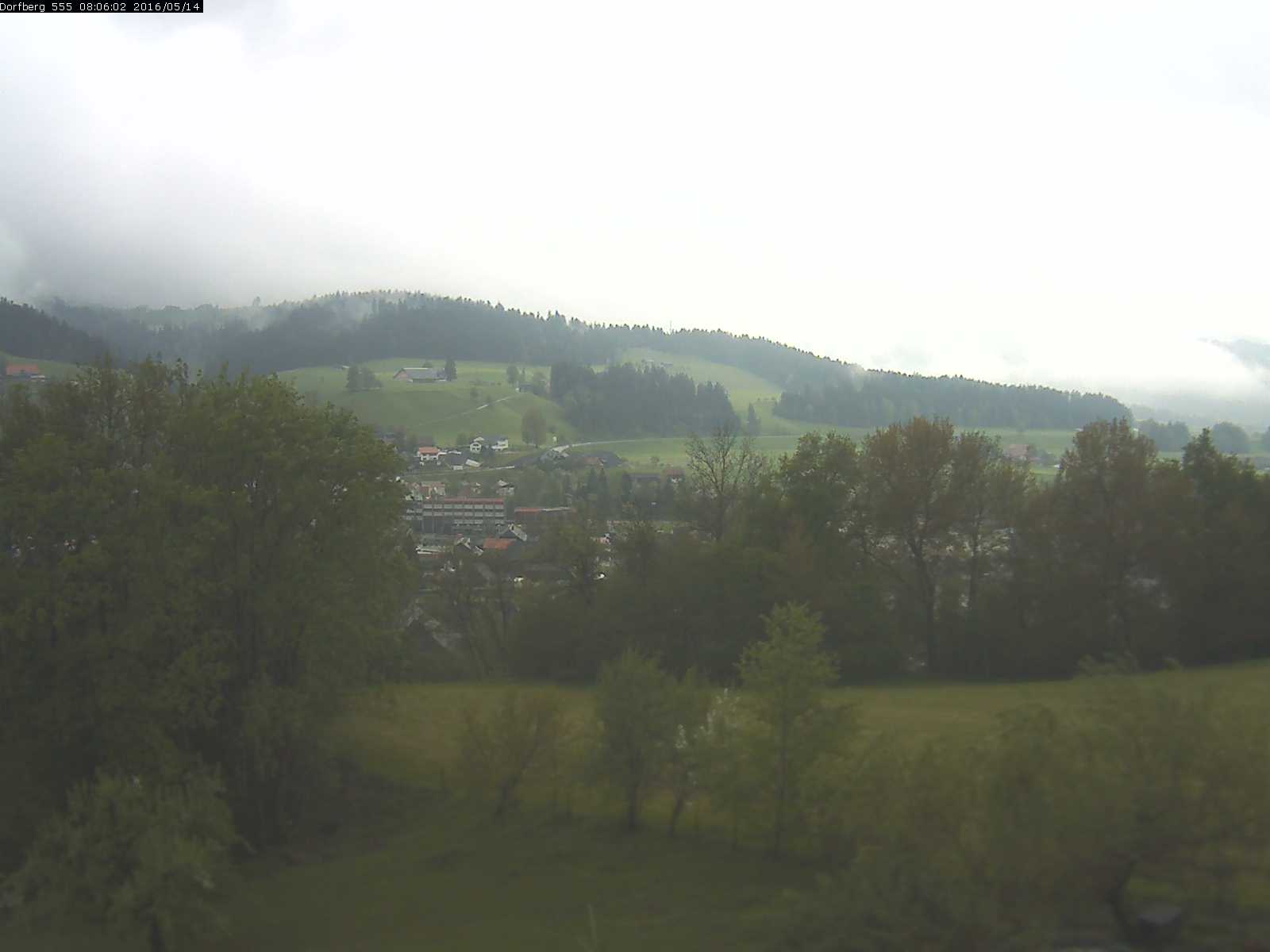 Webcam-Bild: Aussicht vom Dorfberg in Langnau 20160514-080601