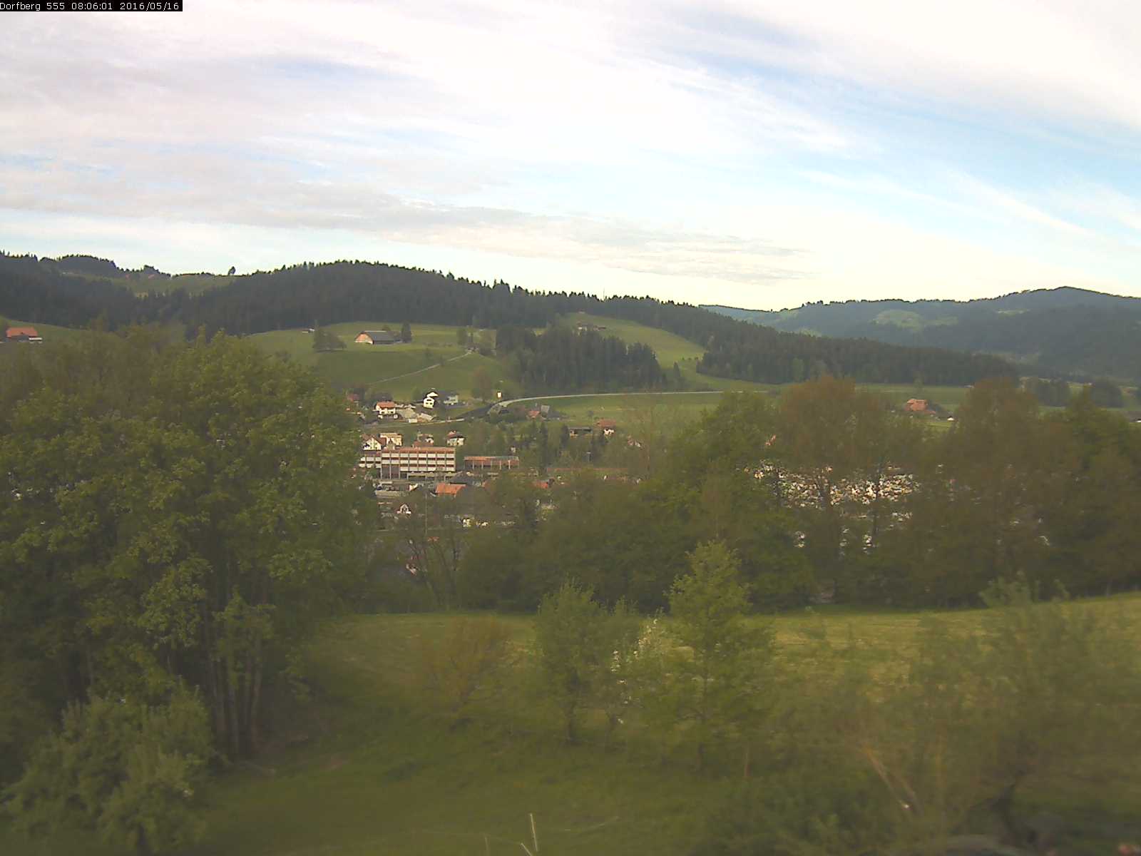 Webcam-Bild: Aussicht vom Dorfberg in Langnau 20160516-080601