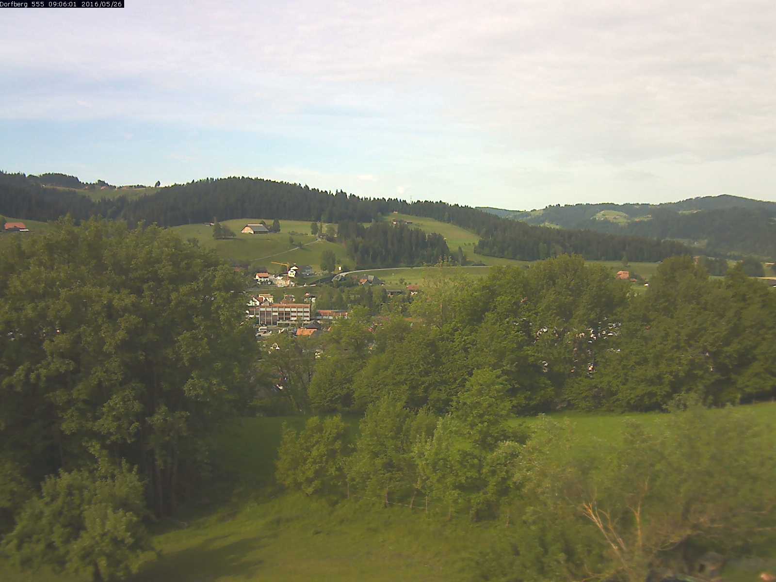 Webcam-Bild: Aussicht vom Dorfberg in Langnau 20160526-090601