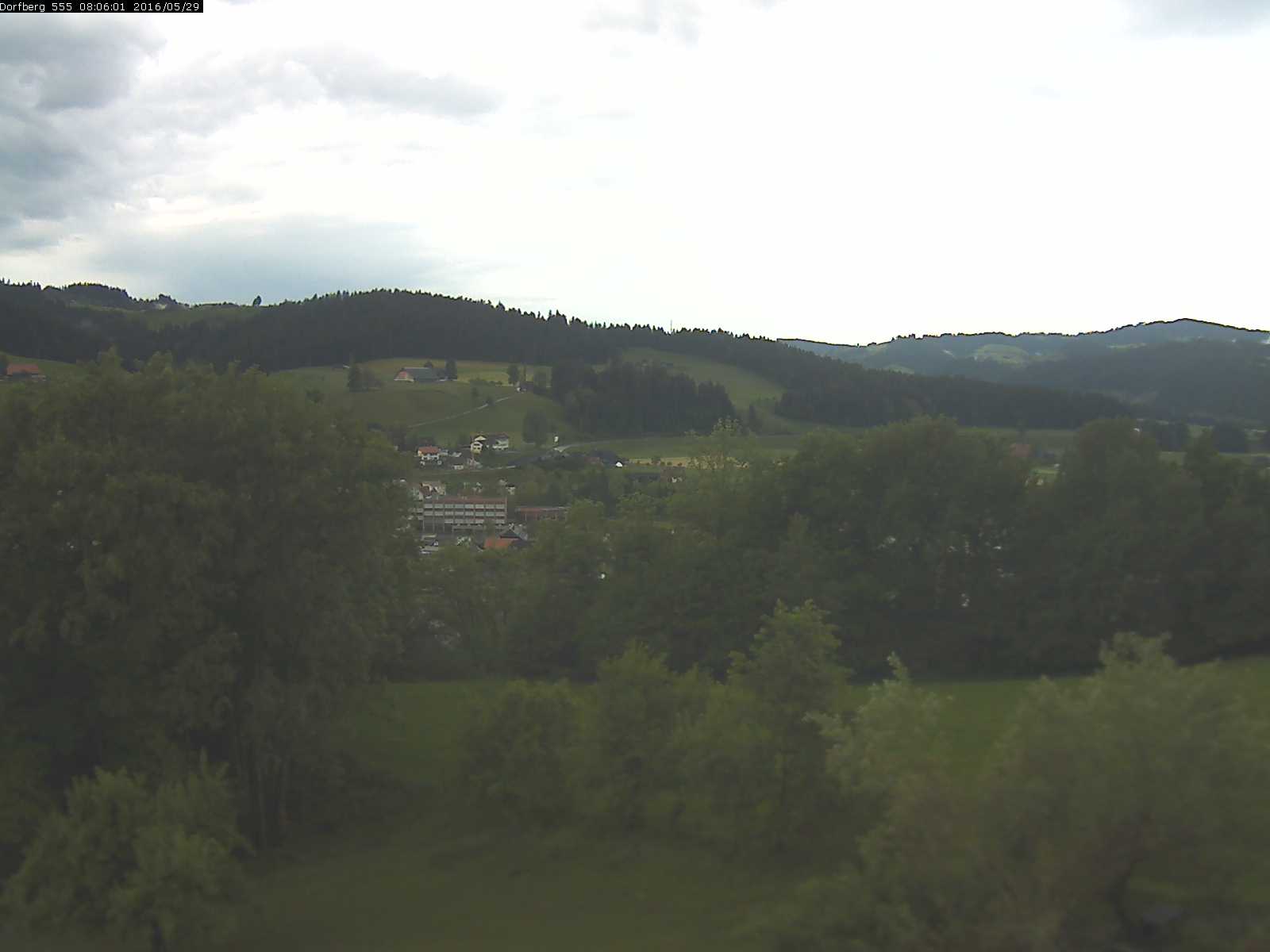 Webcam-Bild: Aussicht vom Dorfberg in Langnau 20160529-080601