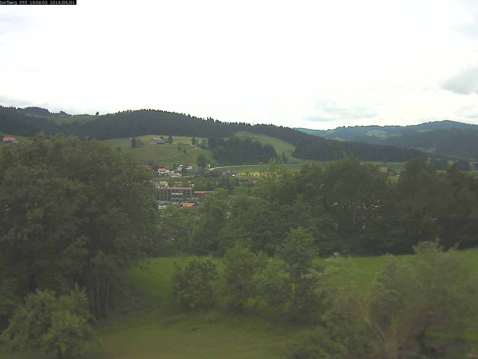 Webcam-Bild: Aussicht vom Dorfberg in Langnau 20160601-160601