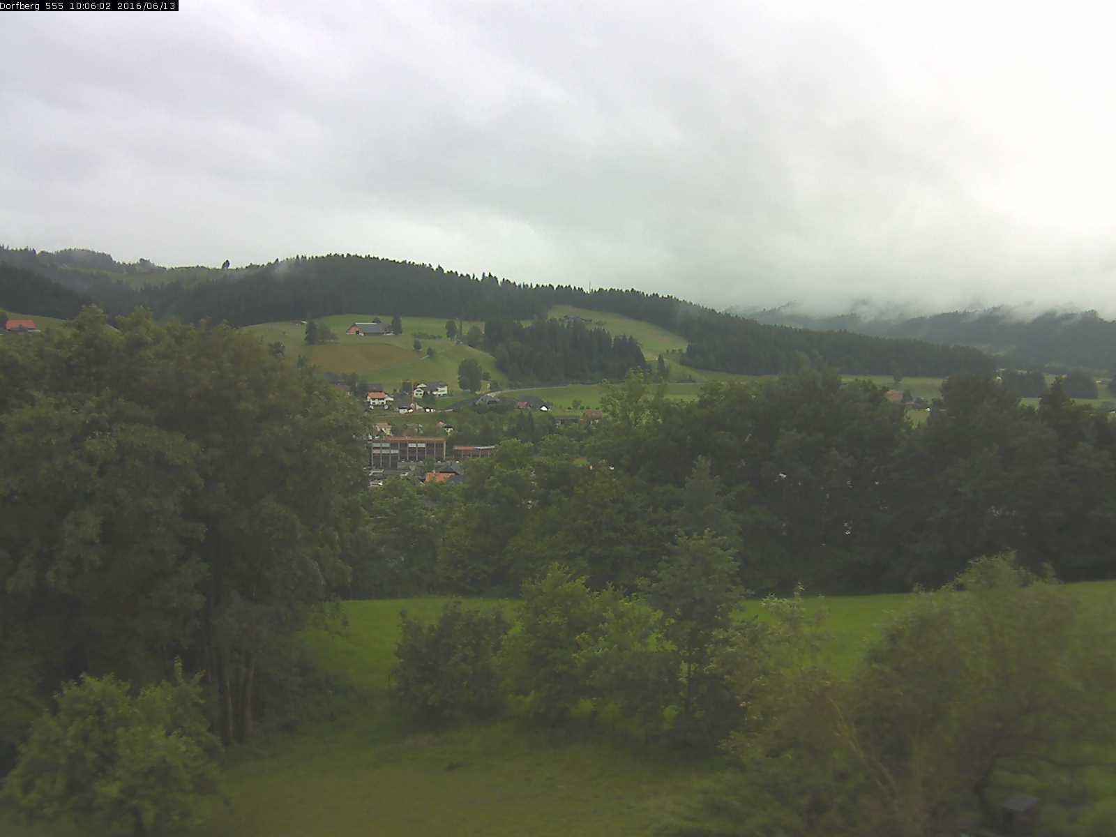 Webcam-Bild: Aussicht vom Dorfberg in Langnau 20160613-100602
