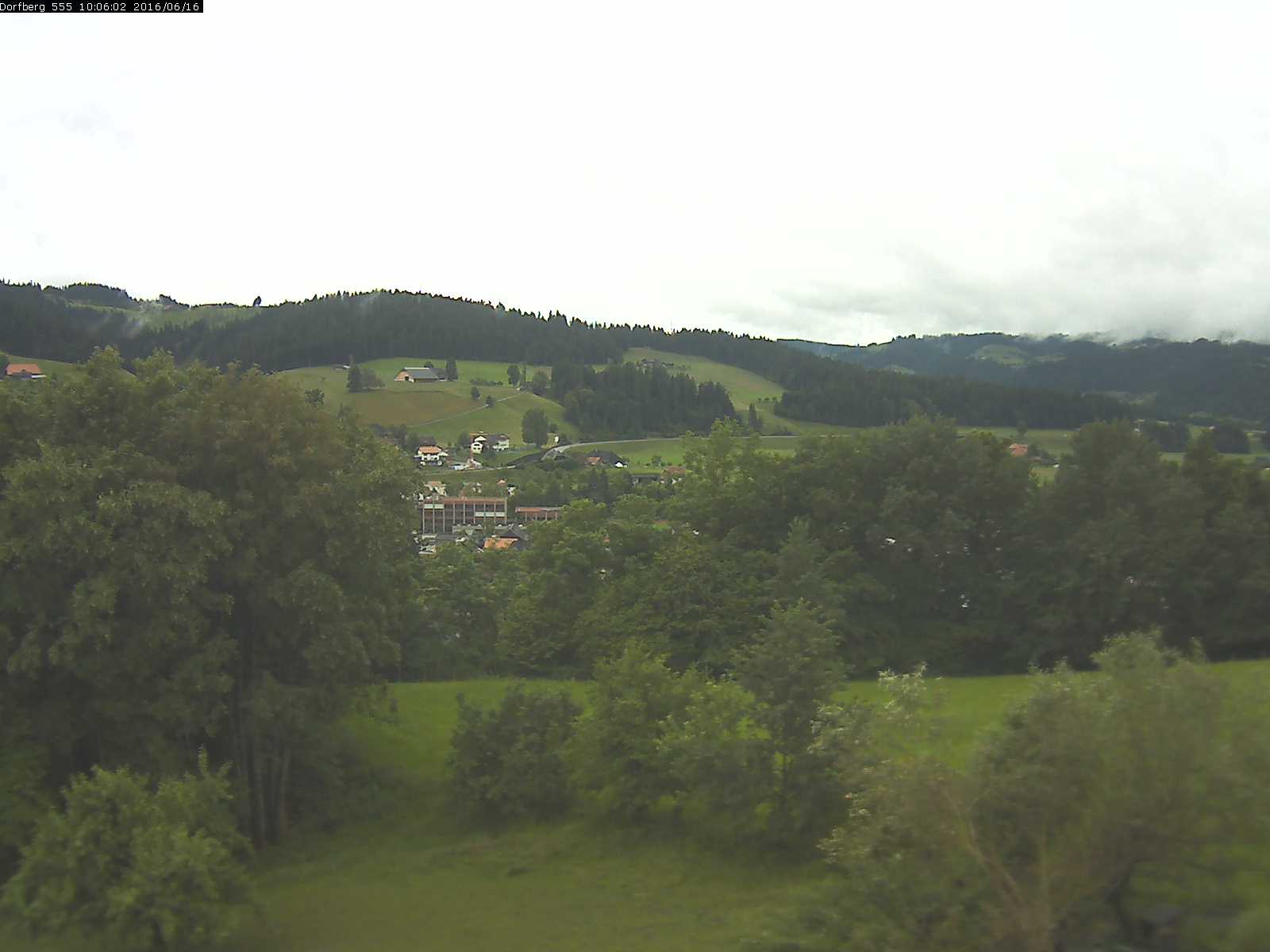 Webcam-Bild: Aussicht vom Dorfberg in Langnau 20160616-100601