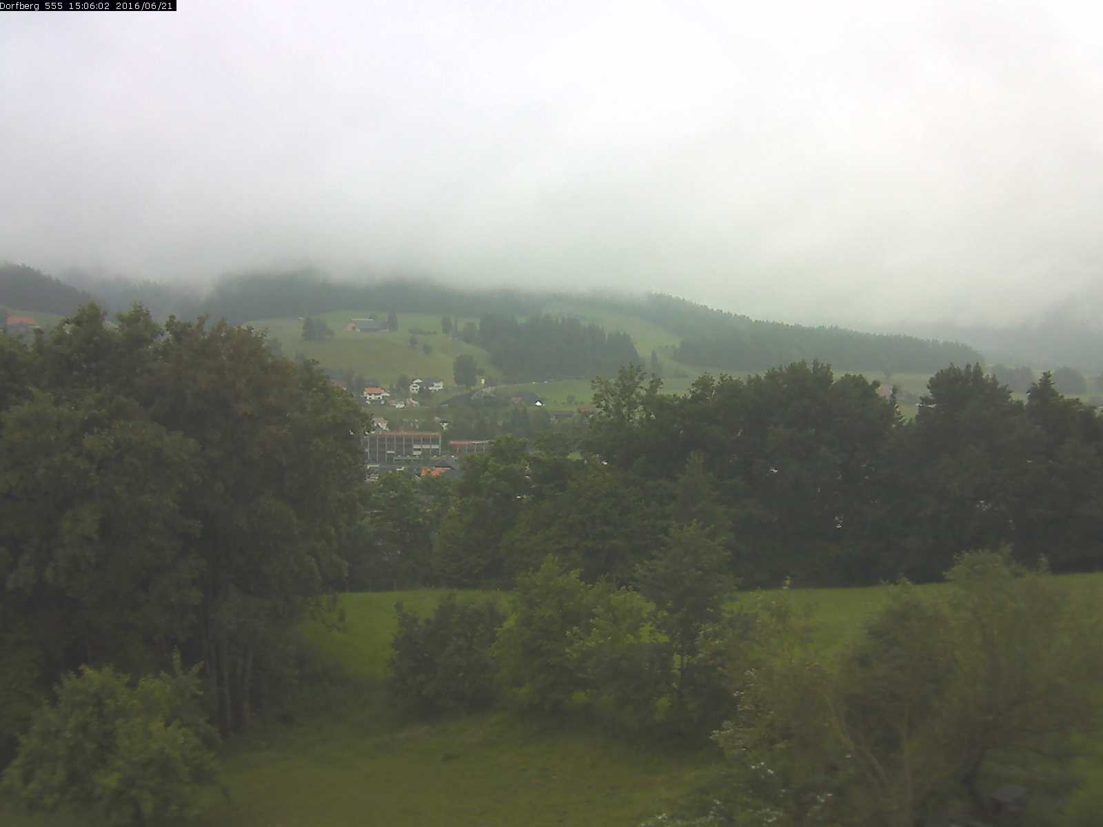 Webcam-Bild: Aussicht vom Dorfberg in Langnau 20160621-150601