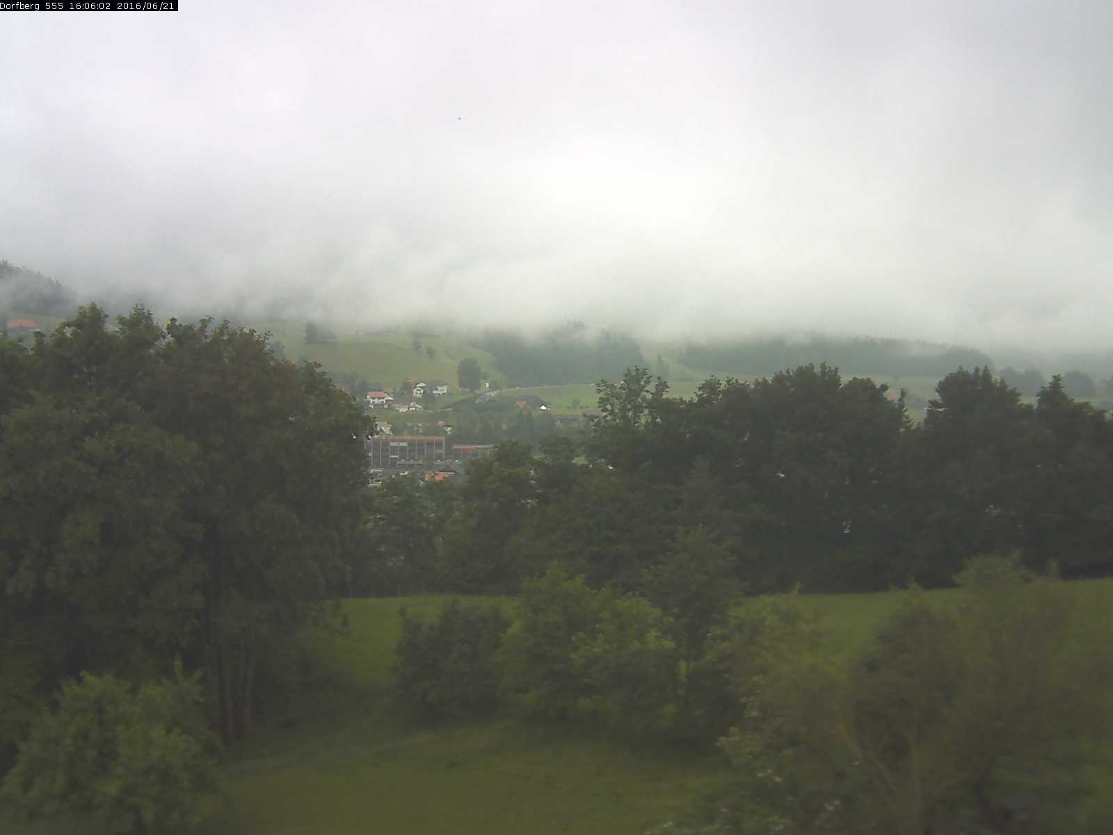 Webcam-Bild: Aussicht vom Dorfberg in Langnau 20160621-160601