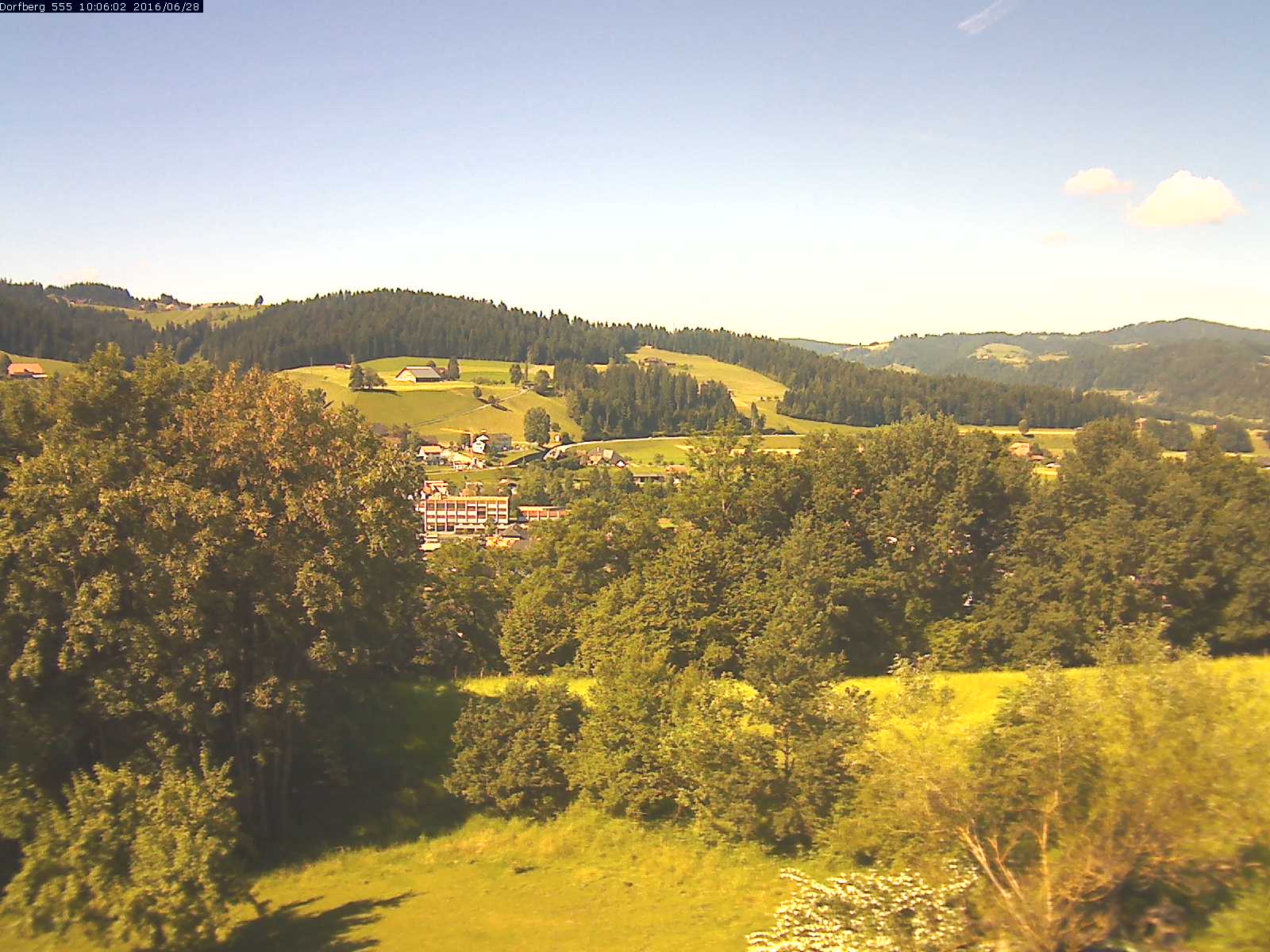 Webcam-Bild: Aussicht vom Dorfberg in Langnau 20160628-100601