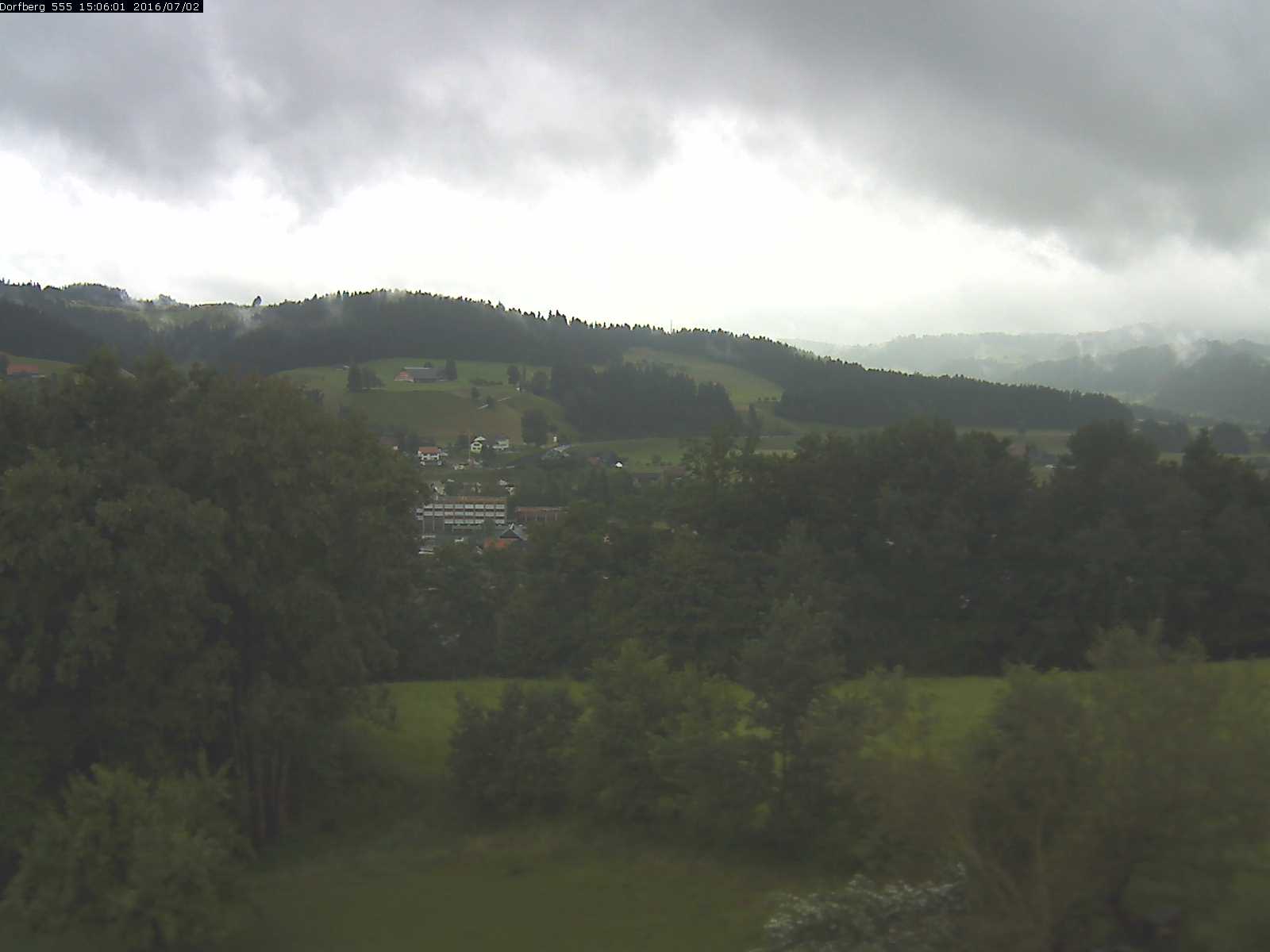 Webcam-Bild: Aussicht vom Dorfberg in Langnau 20160702-150601