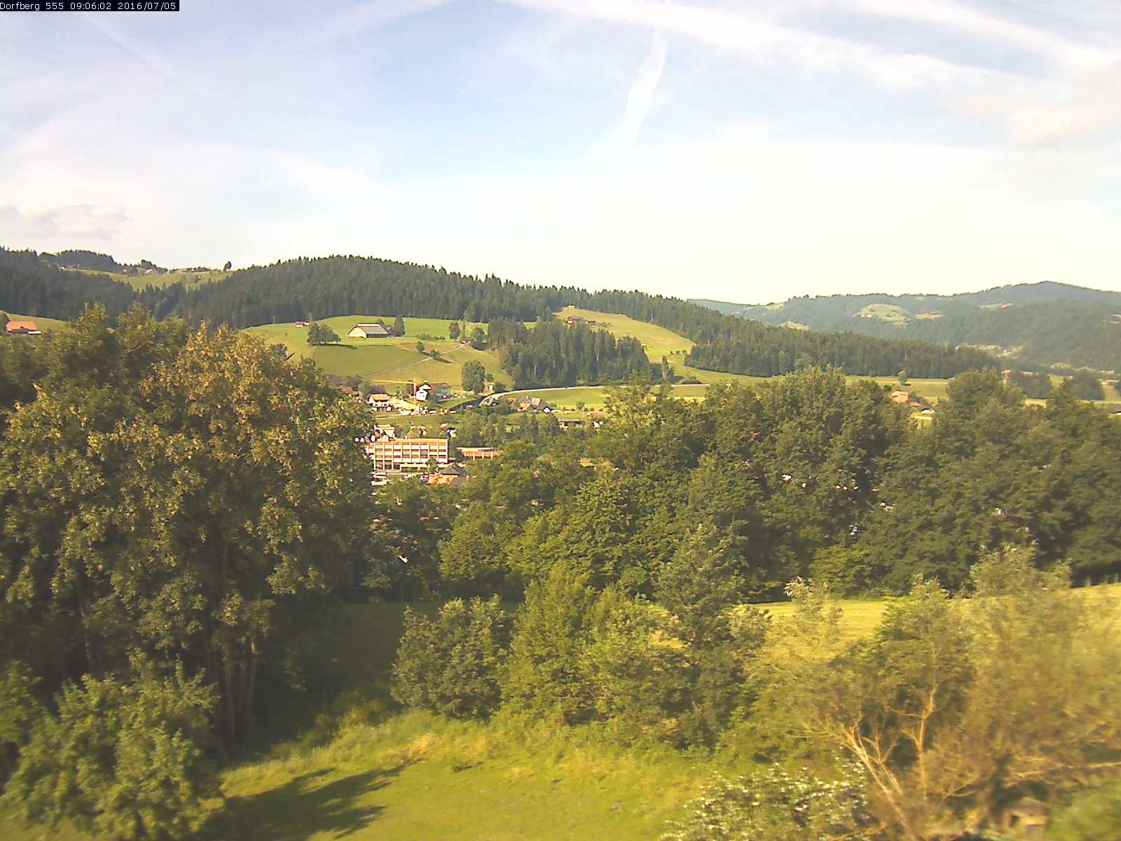 Webcam-Bild: Aussicht vom Dorfberg in Langnau 20160705-090602