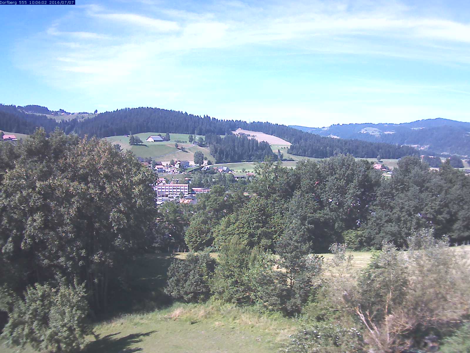 Webcam-Bild: Aussicht vom Dorfberg in Langnau 20160707-100601