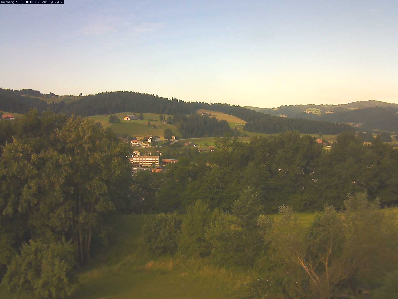 Webcam-Bild: Aussicht vom Dorfberg in Langnau 20160709-080601