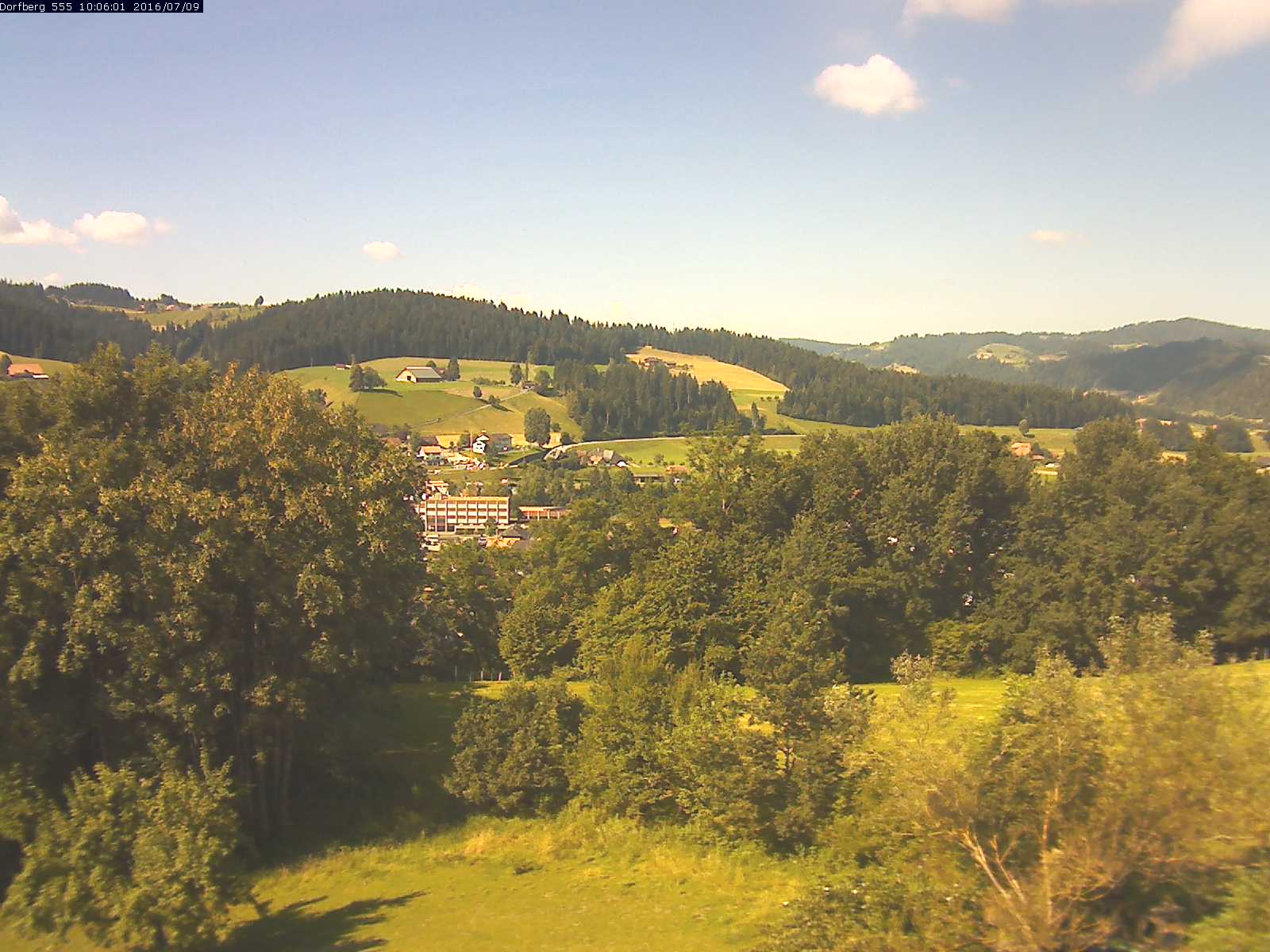 Webcam-Bild: Aussicht vom Dorfberg in Langnau 20160709-100601