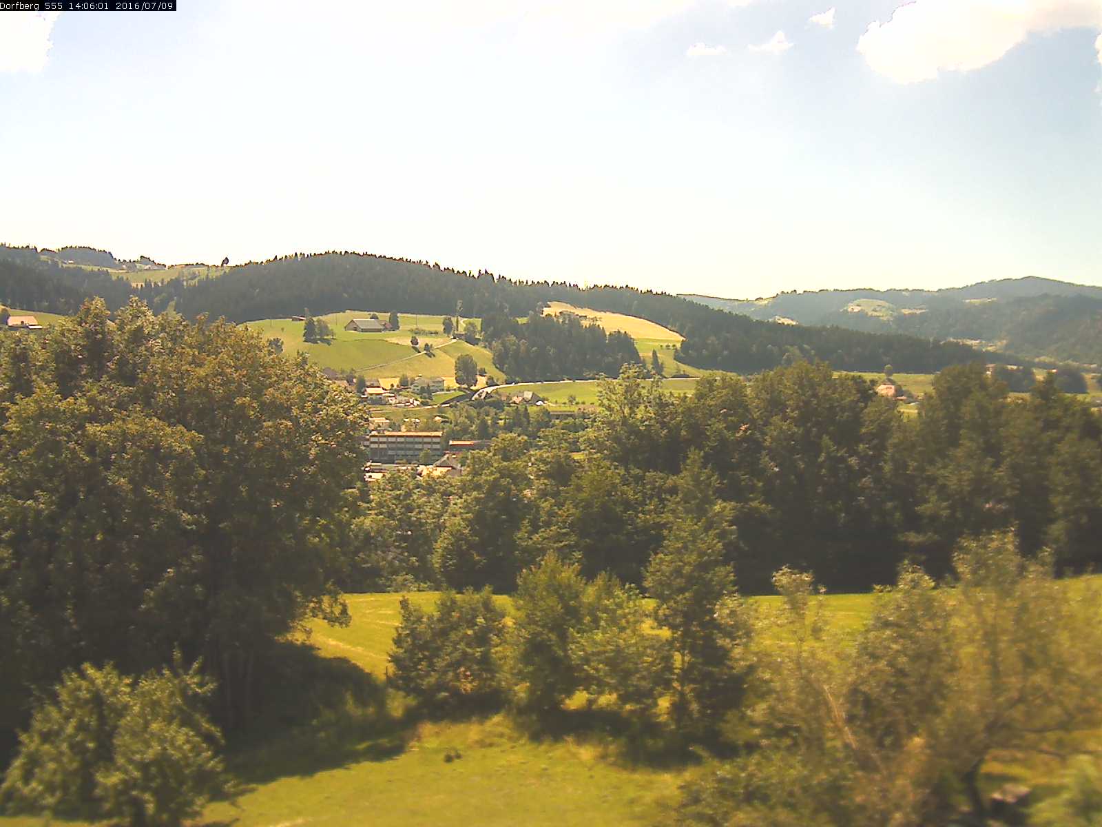 Webcam-Bild: Aussicht vom Dorfberg in Langnau 20160709-140601