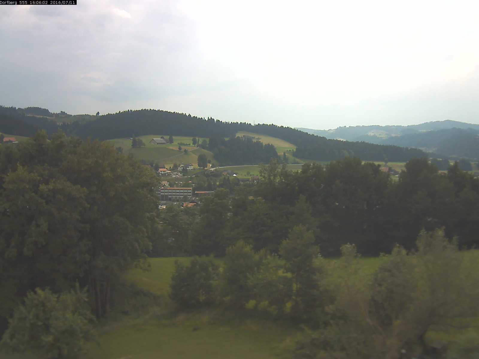 Webcam-Bild: Aussicht vom Dorfberg in Langnau 20160711-160601