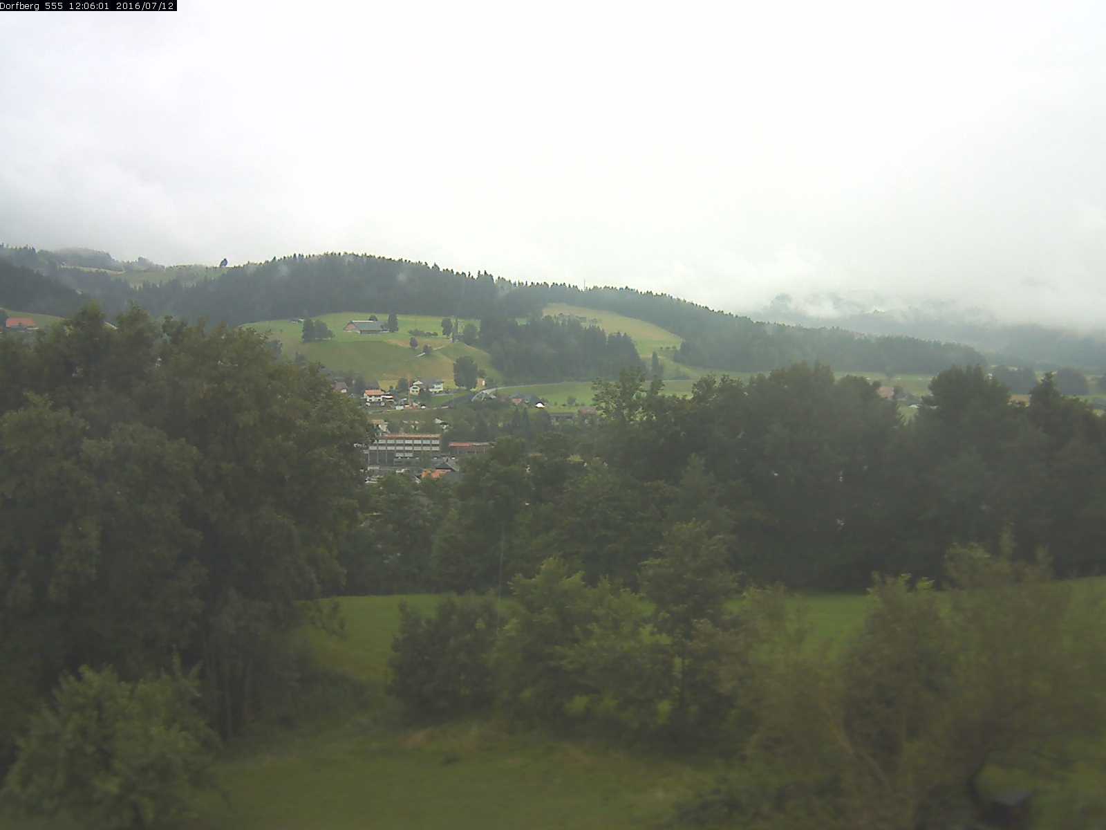 Webcam-Bild: Aussicht vom Dorfberg in Langnau 20160712-120601