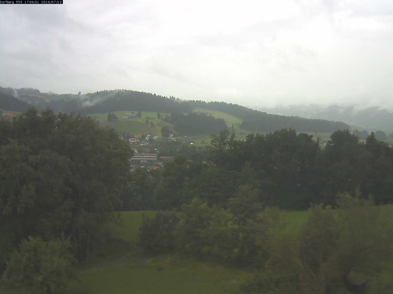 Webcam-Bild: Aussicht vom Dorfberg in Langnau 20160712-170601