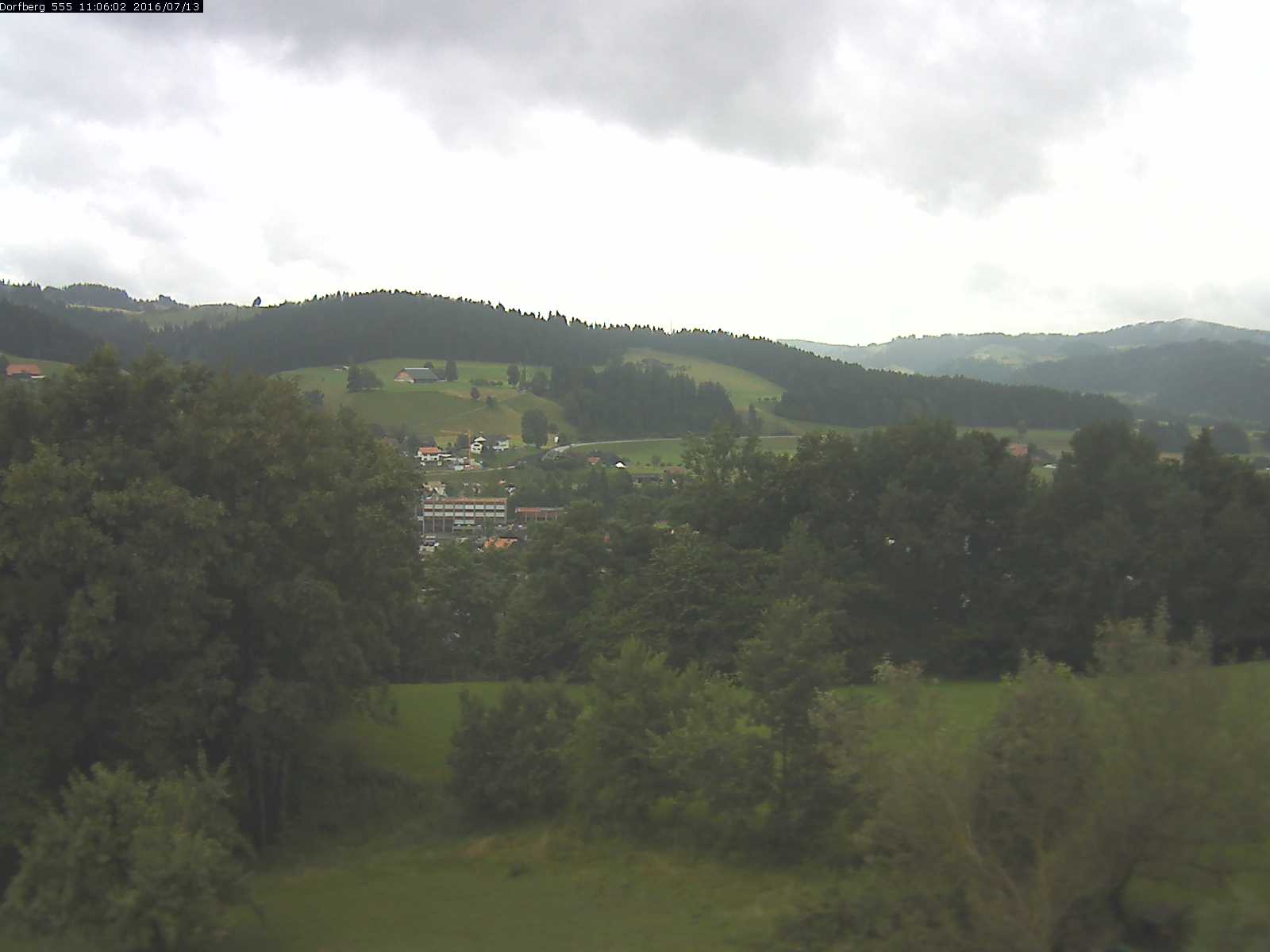 Webcam-Bild: Aussicht vom Dorfberg in Langnau 20160713-110601