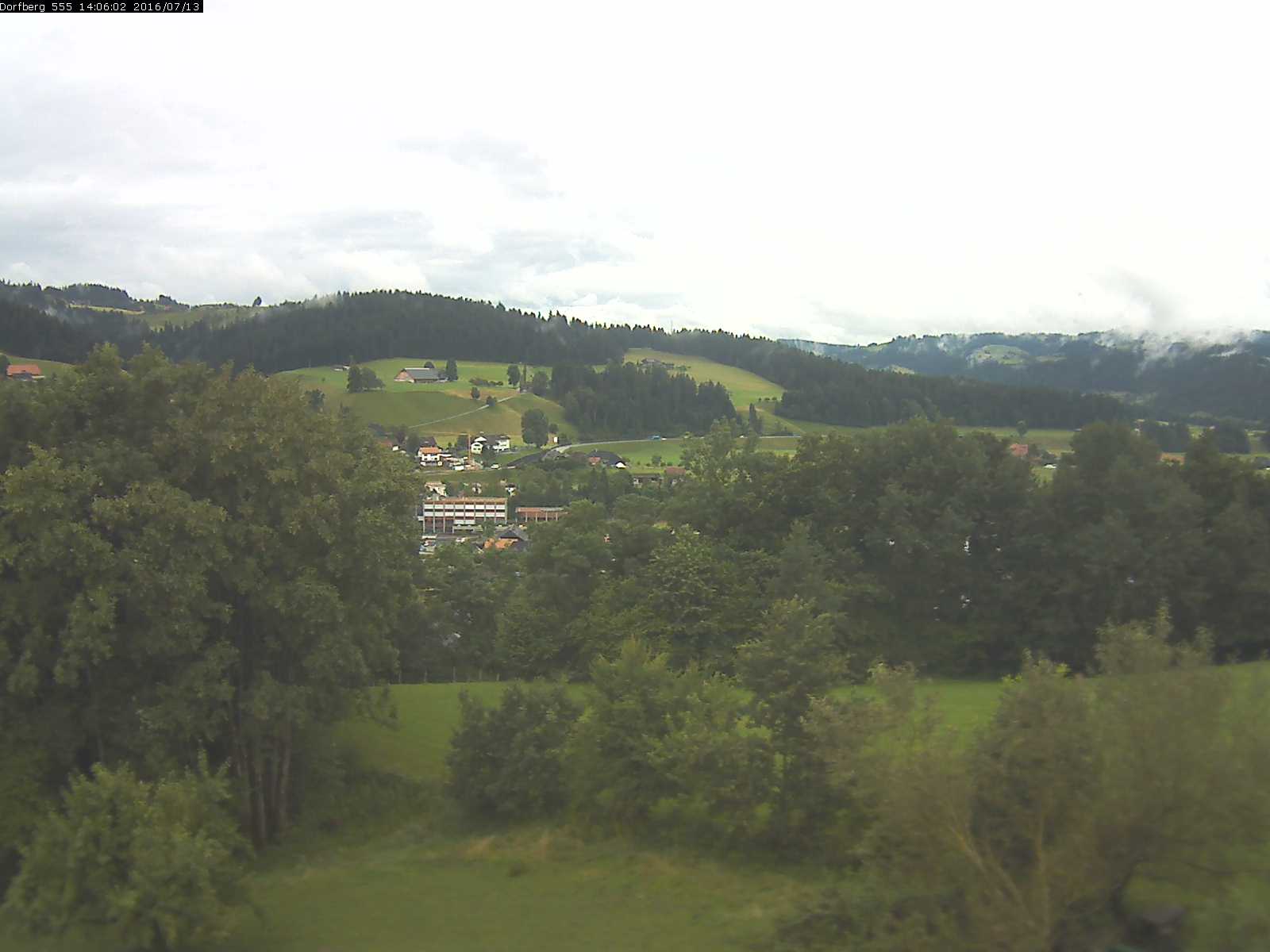 Webcam-Bild: Aussicht vom Dorfberg in Langnau 20160713-140601