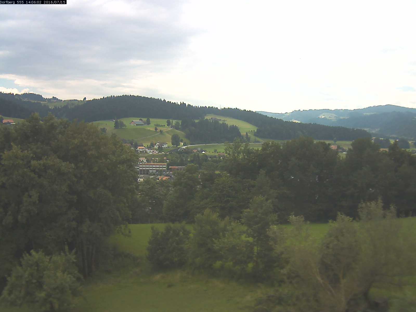 Webcam-Bild: Aussicht vom Dorfberg in Langnau 20160715-140601