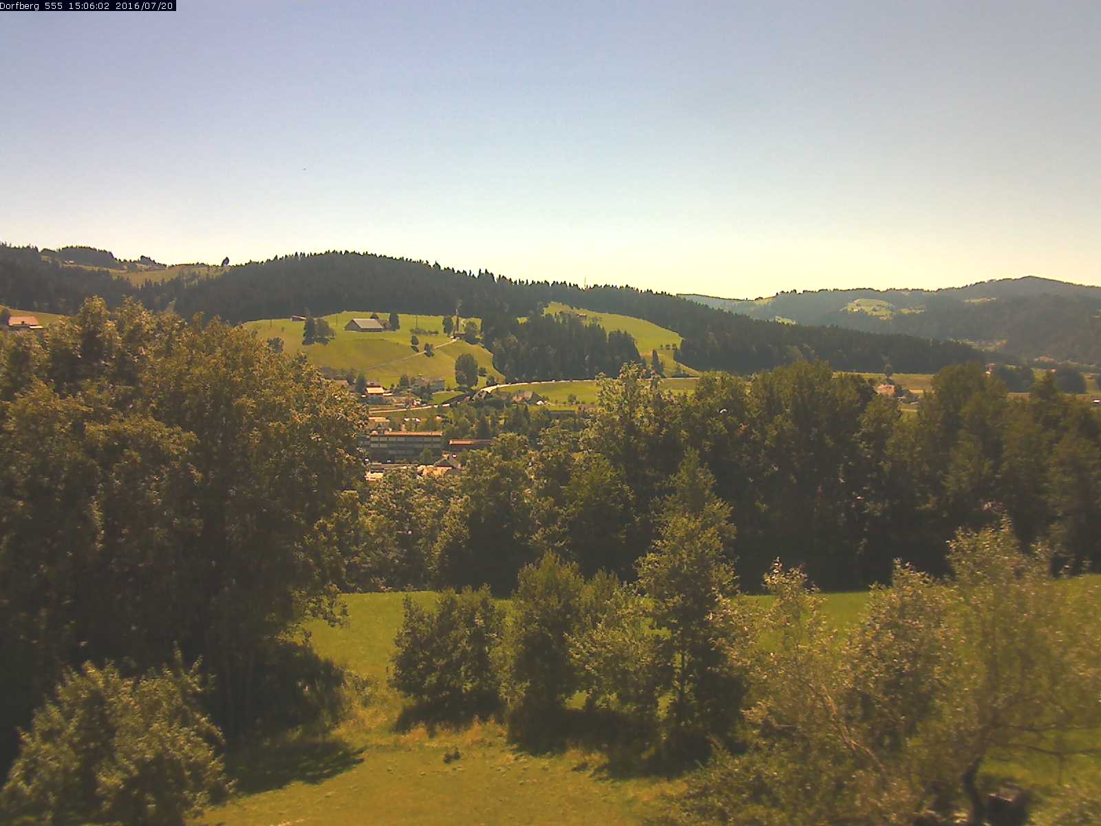 Webcam-Bild: Aussicht vom Dorfberg in Langnau 20160720-150601