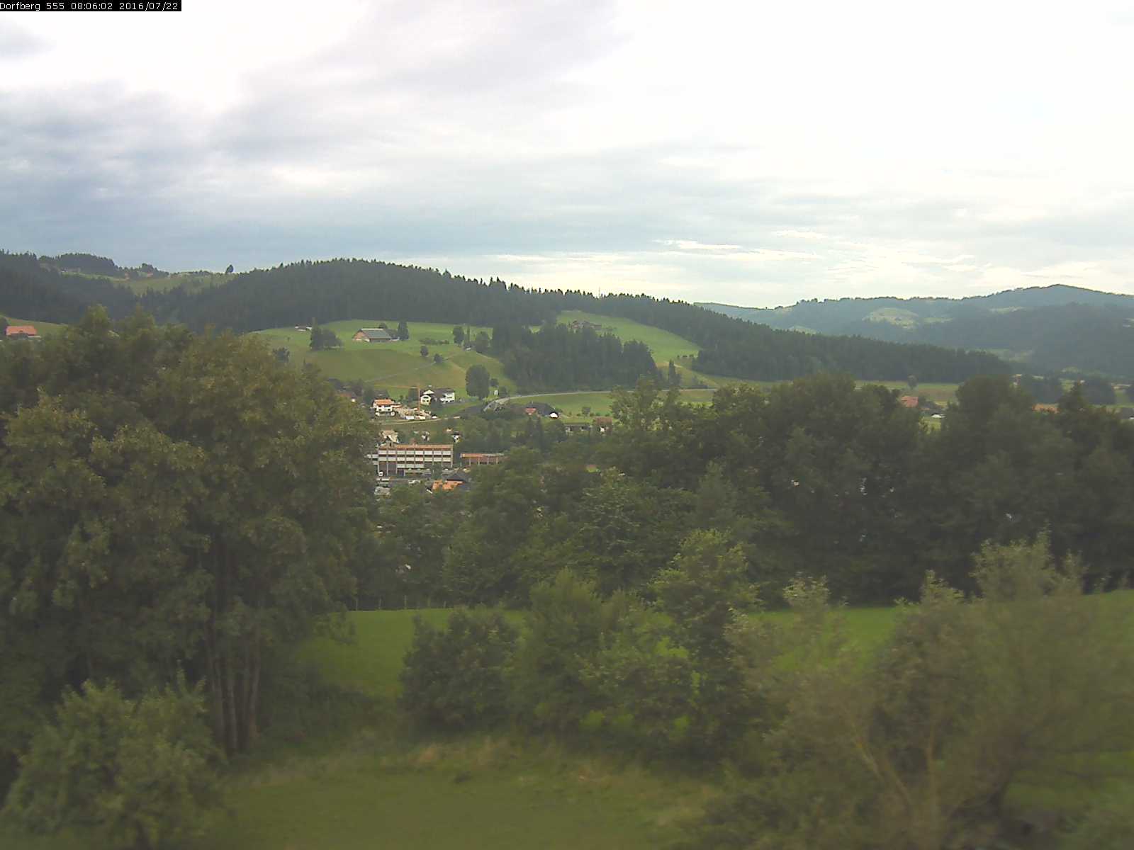 Webcam-Bild: Aussicht vom Dorfberg in Langnau 20160722-080601