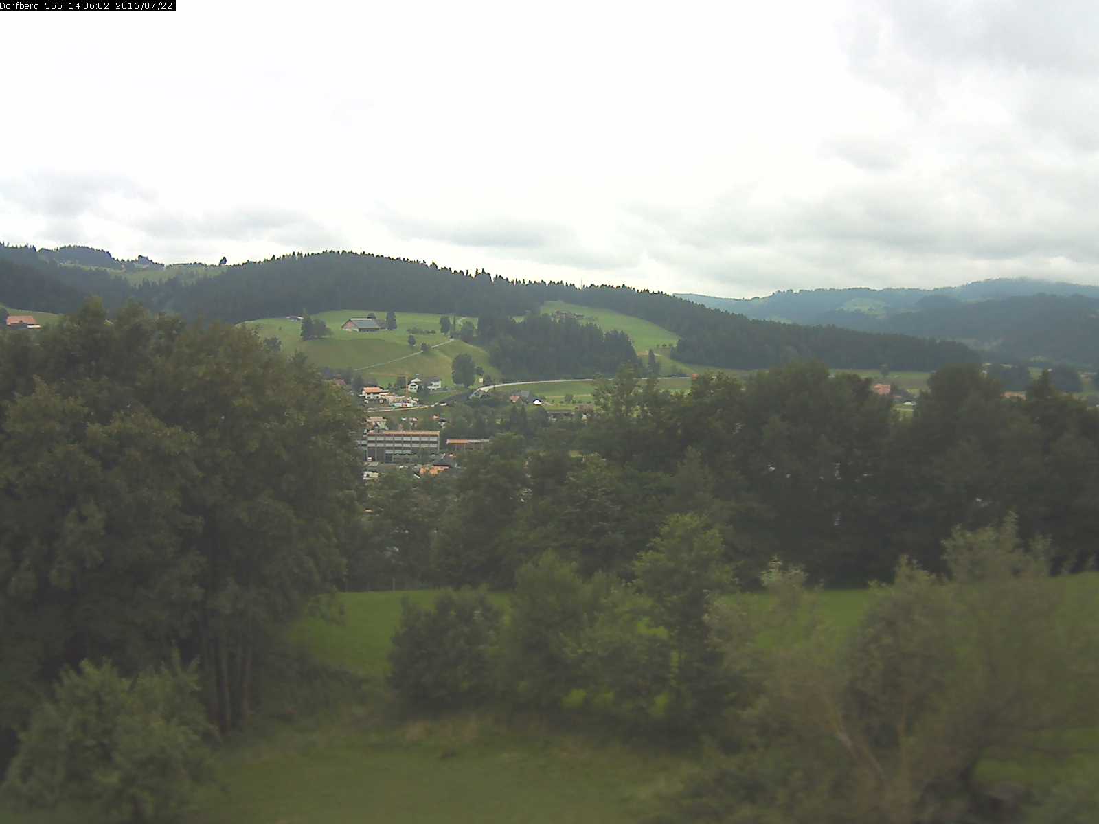Webcam-Bild: Aussicht vom Dorfberg in Langnau 20160722-140601