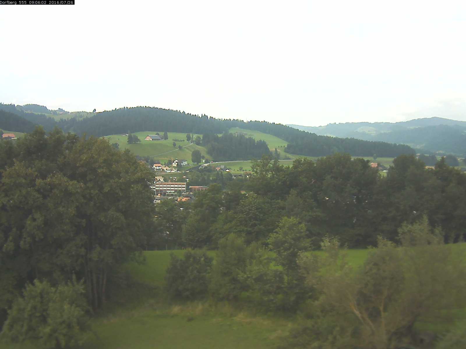 Webcam-Bild: Aussicht vom Dorfberg in Langnau 20160726-090601