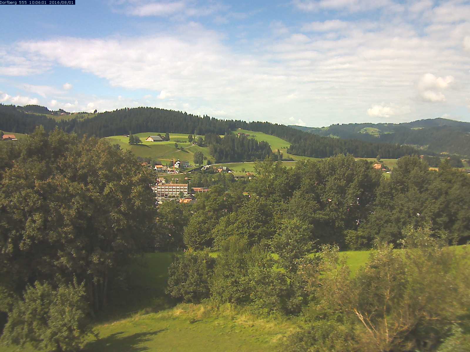 Webcam-Bild: Aussicht vom Dorfberg in Langnau 20160801-100601