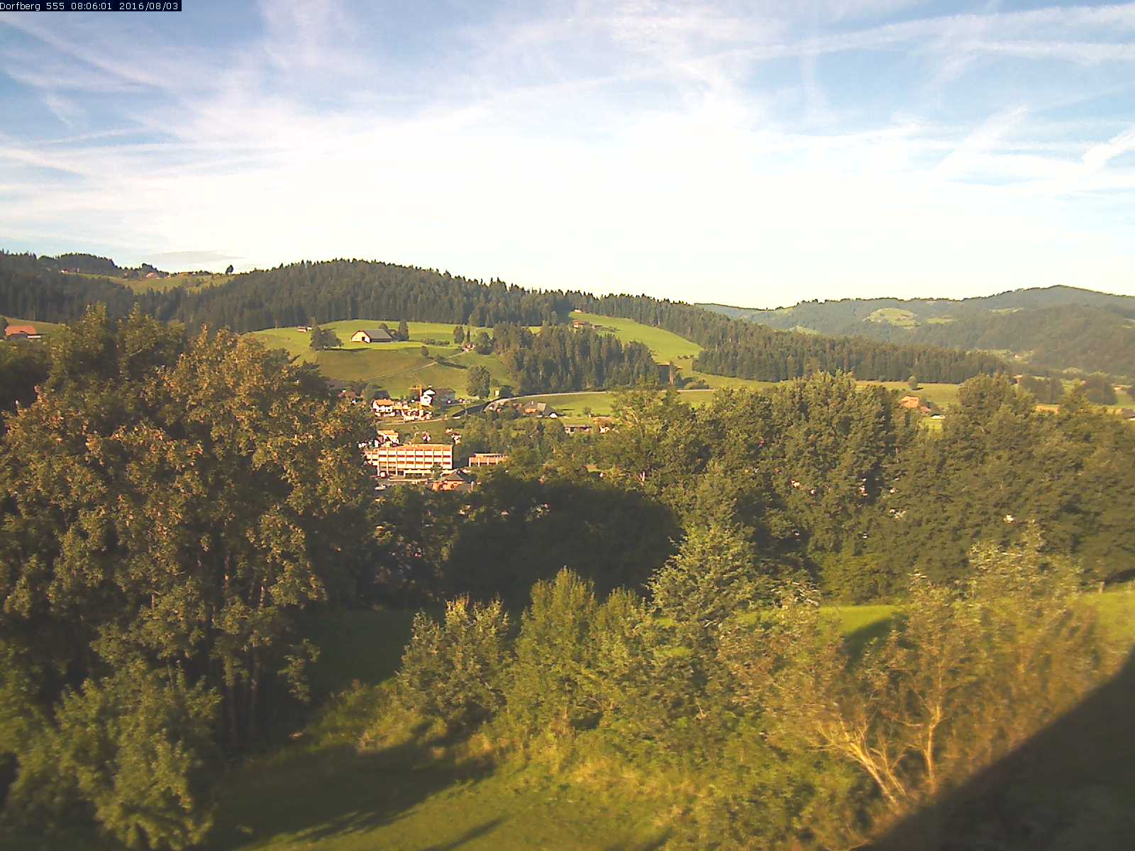 Webcam-Bild: Aussicht vom Dorfberg in Langnau 20160803-080601