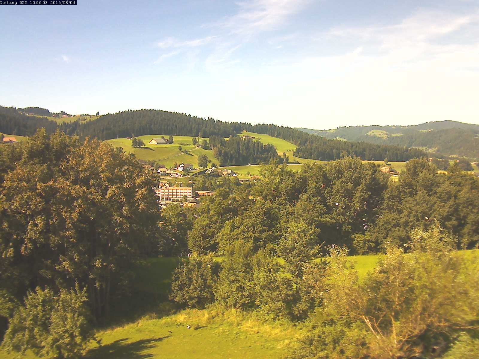 Webcam-Bild: Aussicht vom Dorfberg in Langnau 20160804-100601