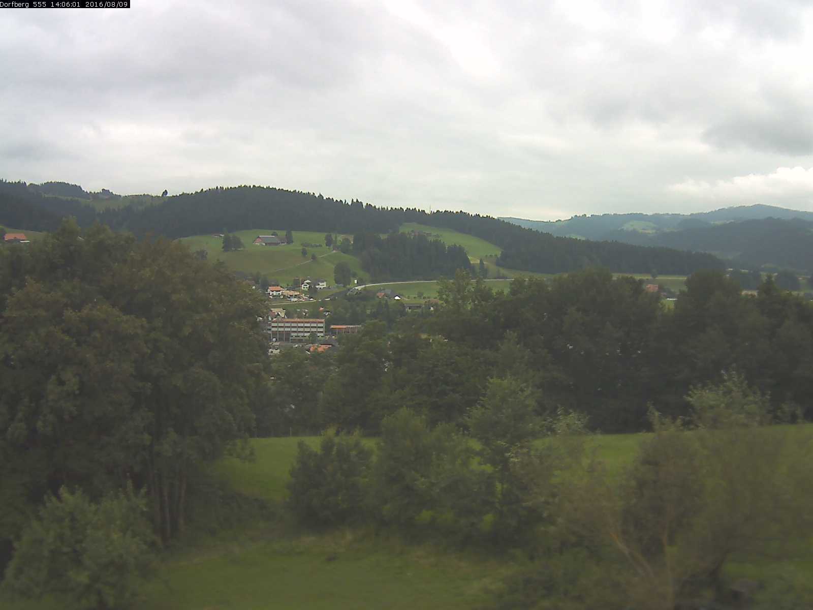 Webcam-Bild: Aussicht vom Dorfberg in Langnau 20160809-140601