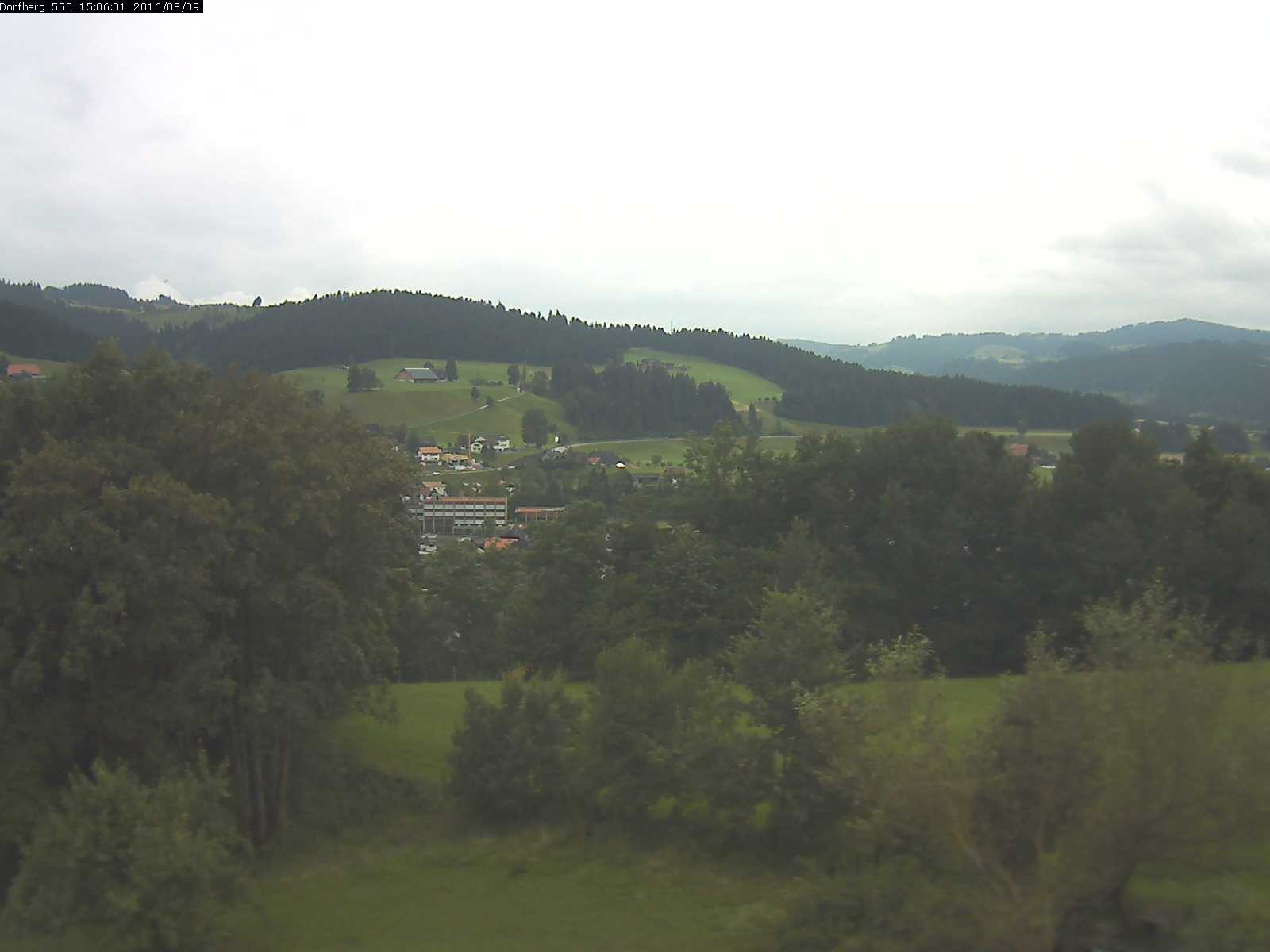 Webcam-Bild: Aussicht vom Dorfberg in Langnau 20160809-150601