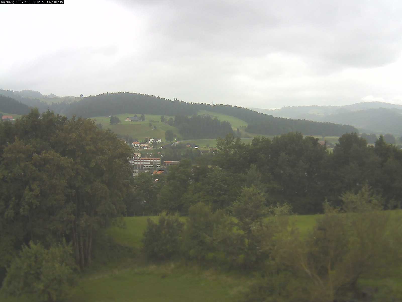 Webcam-Bild: Aussicht vom Dorfberg in Langnau 20160809-180601