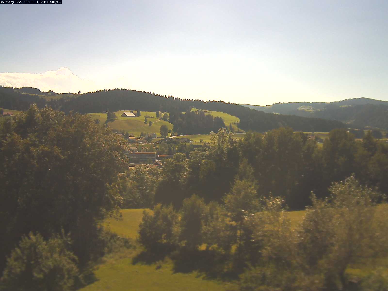 Webcam-Bild: Aussicht vom Dorfberg in Langnau 20160814-160601