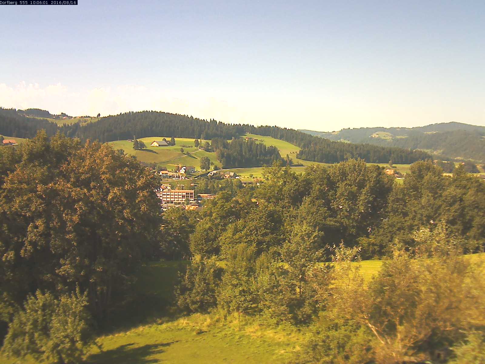 Webcam-Bild: Aussicht vom Dorfberg in Langnau 20160816-100601