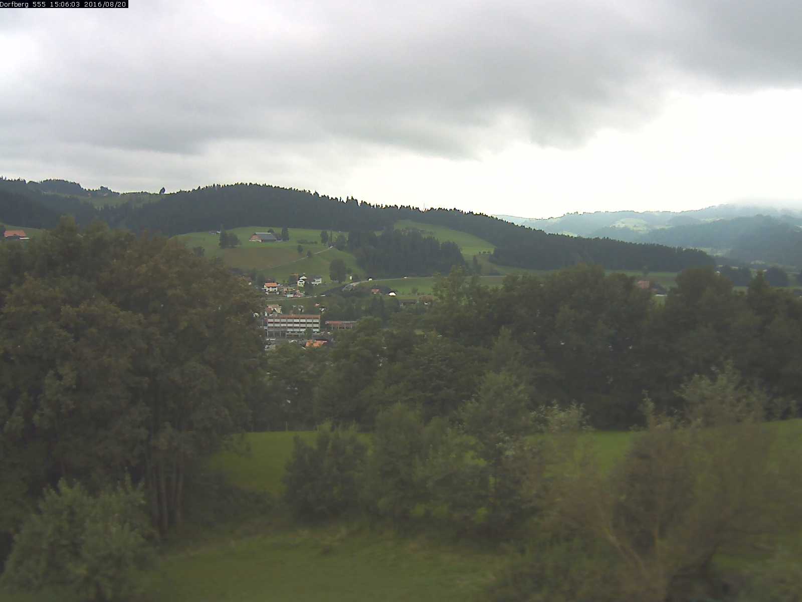 Webcam-Bild: Aussicht vom Dorfberg in Langnau 20160820-150601