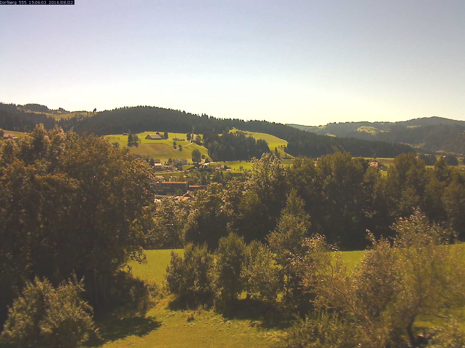 Webcam-Bild: Aussicht vom Dorfberg in Langnau 20160822-150601