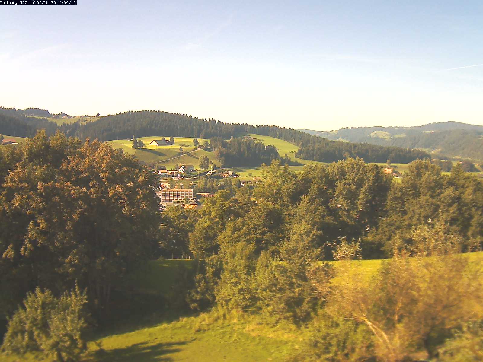 Webcam-Bild: Aussicht vom Dorfberg in Langnau 20160910-100601