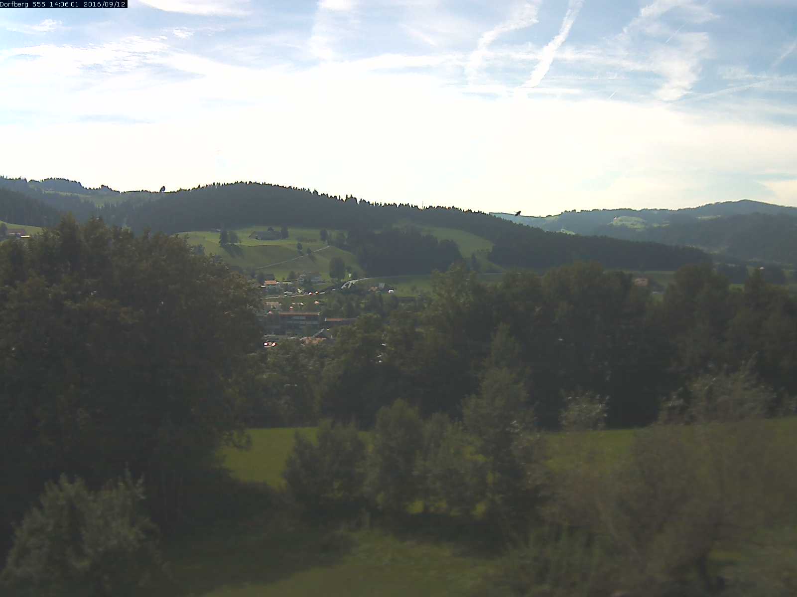 Webcam-Bild: Aussicht vom Dorfberg in Langnau 20160912-140601