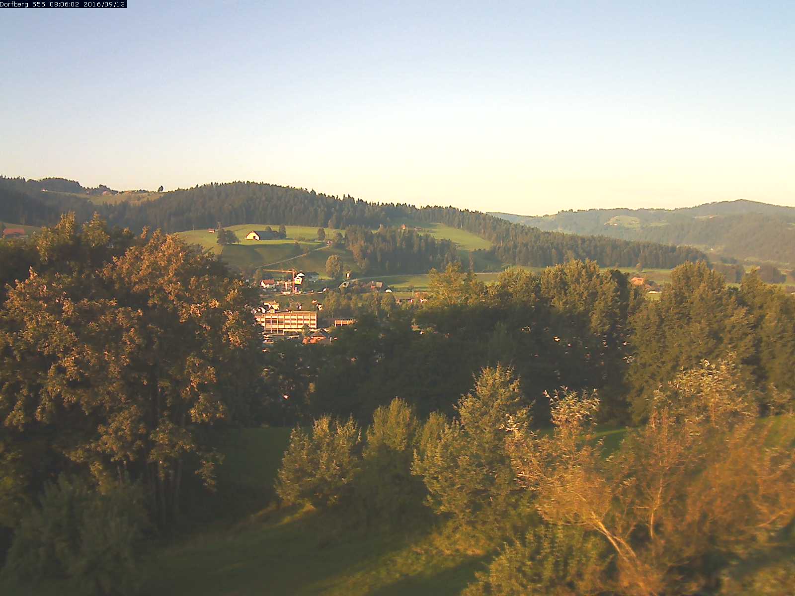 Webcam-Bild: Aussicht vom Dorfberg in Langnau 20160913-080601