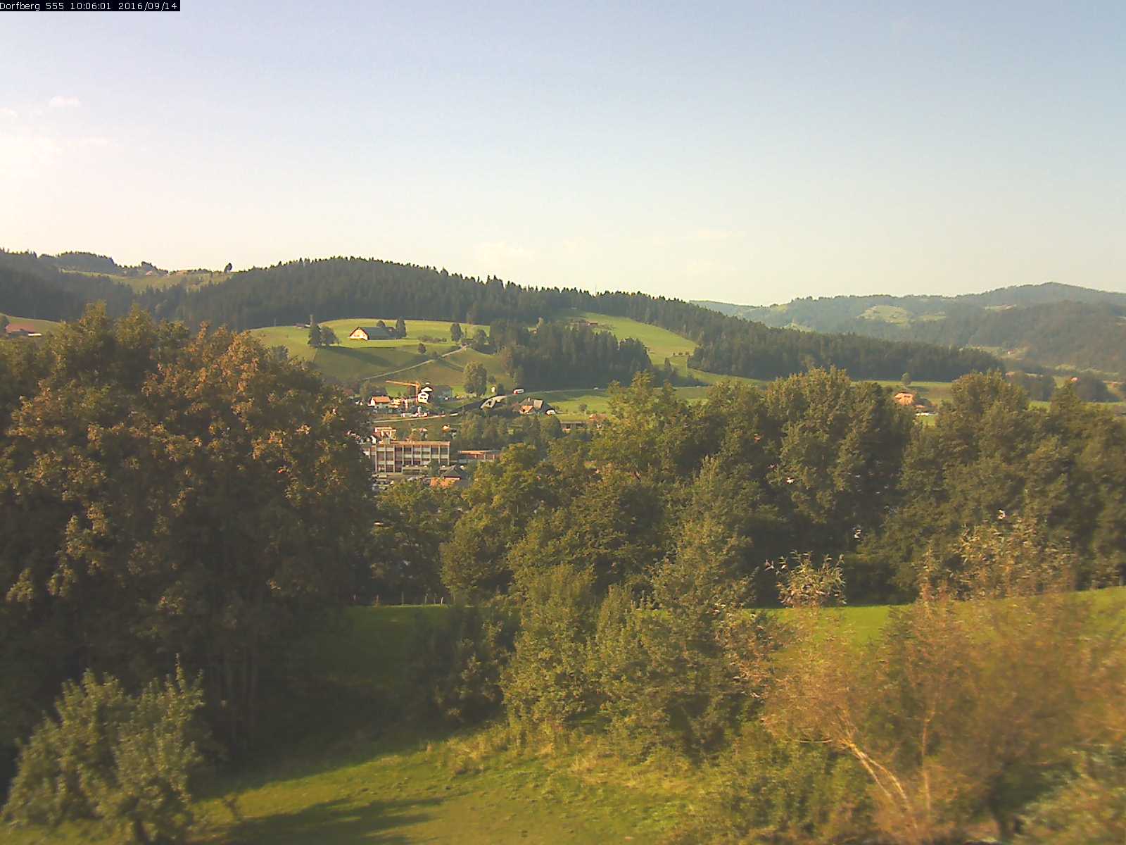 Webcam-Bild: Aussicht vom Dorfberg in Langnau 20160914-100601
