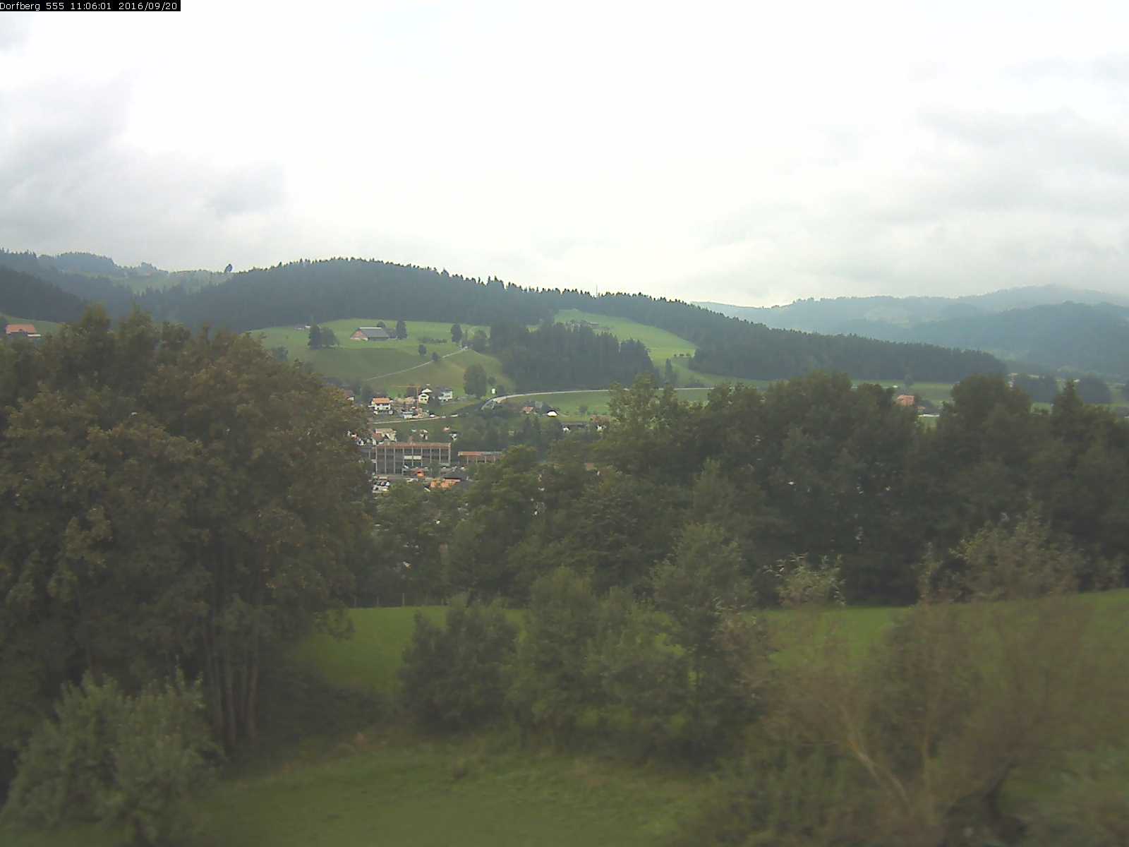 Webcam-Bild: Aussicht vom Dorfberg in Langnau 20160920-110601