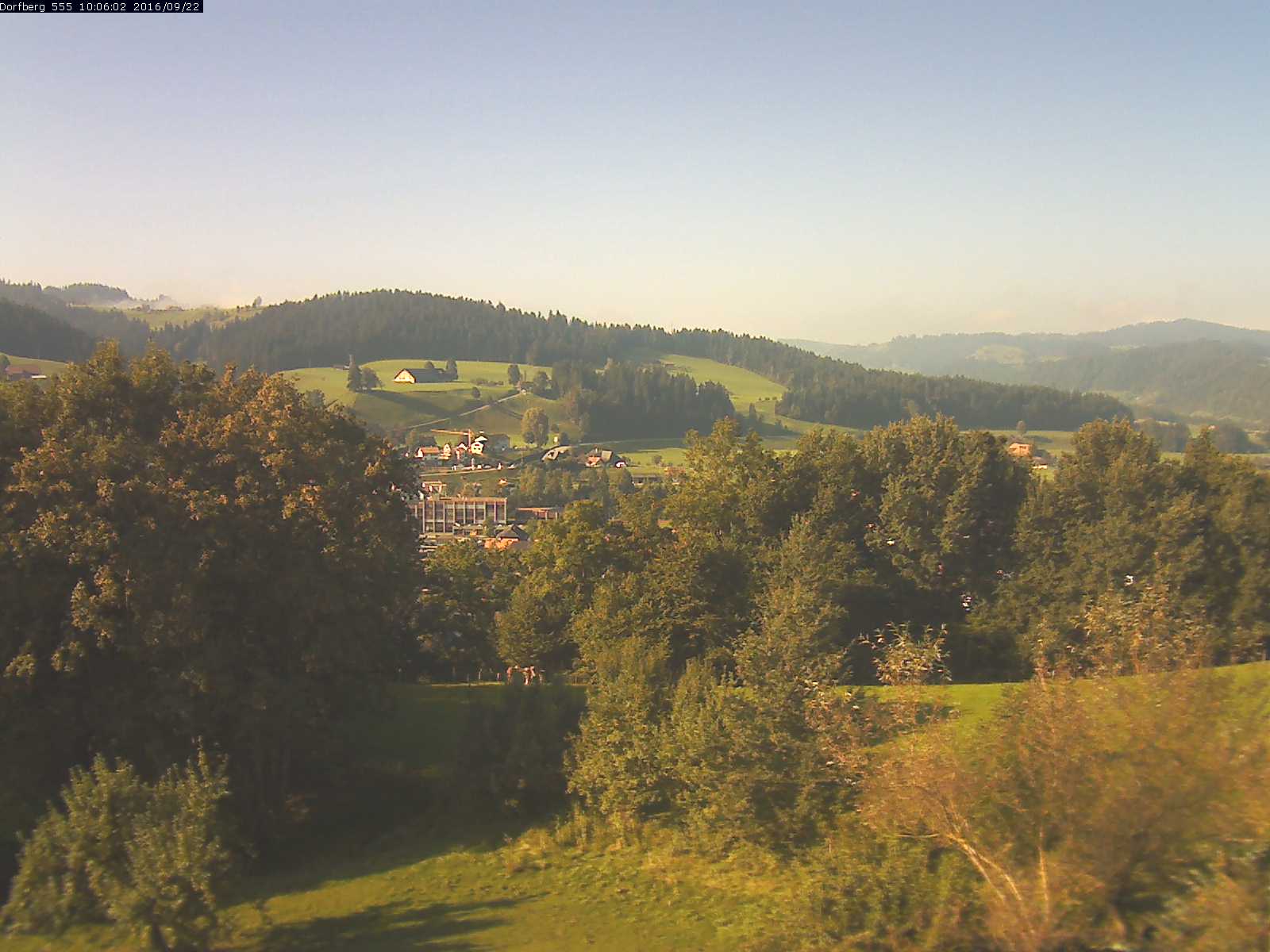 Webcam-Bild: Aussicht vom Dorfberg in Langnau 20160922-100601