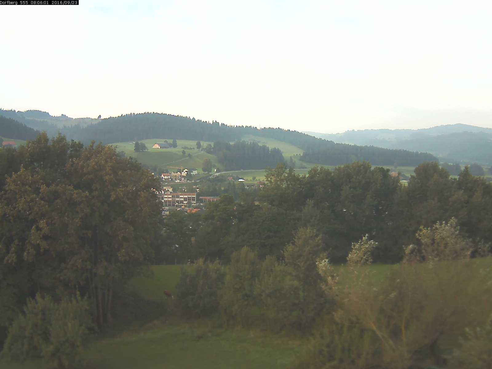 Webcam-Bild: Aussicht vom Dorfberg in Langnau 20160923-080601
